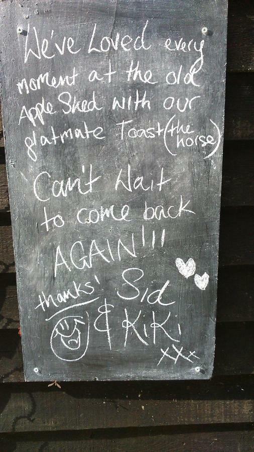 The Old Apple Shed Cosy Heated Cottage In A Meadow Close To The Charming Village Of Bethersden Ashford  Exterior photo